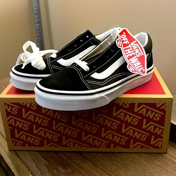Vans | Shoes | Kids Old Skool Vans Nwt | Poshmark display picture 3